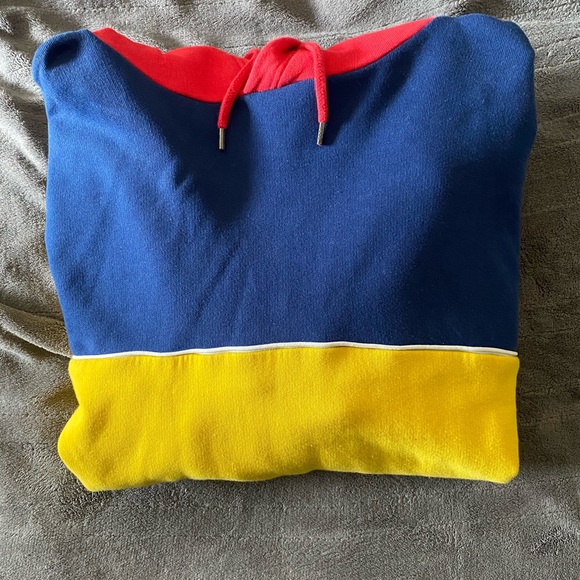 Men’s XL Hoodie - Picture 2 of 3